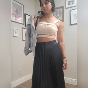Wayf white cropped top
